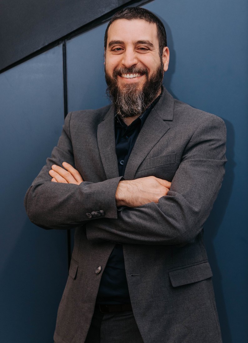 Dror Yahav